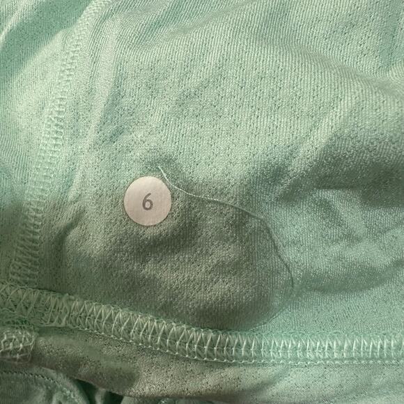 LULULEMON Women's Run Tame Me Tank Size 6 In Fresh Teal/ Wagon Stripe Fresh Teal - Picture 4 of 11